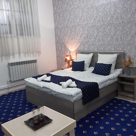 Lind Guest House B&B Gyumri ภายนอก รูปภาพ