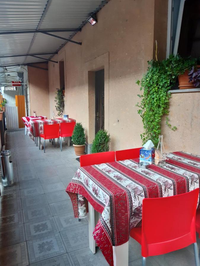 Lind Guest House B&B Gyumri ภายนอก รูปภาพ