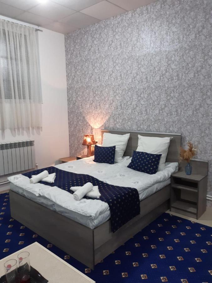 Lind Guest House B&B Gyumri ภายนอก รูปภาพ