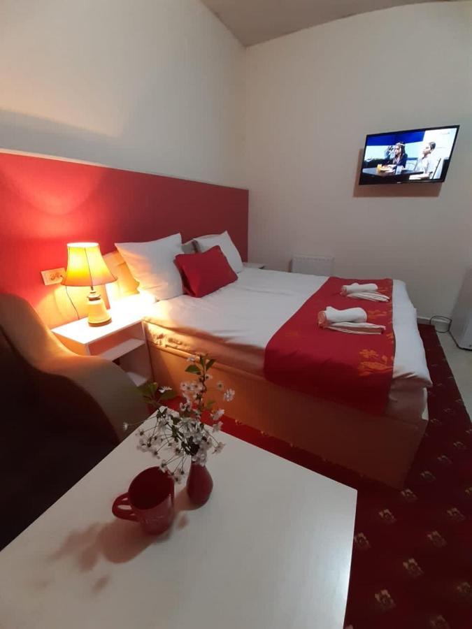 Lind Guest House B&B Gyumri ภายนอก รูปภาพ