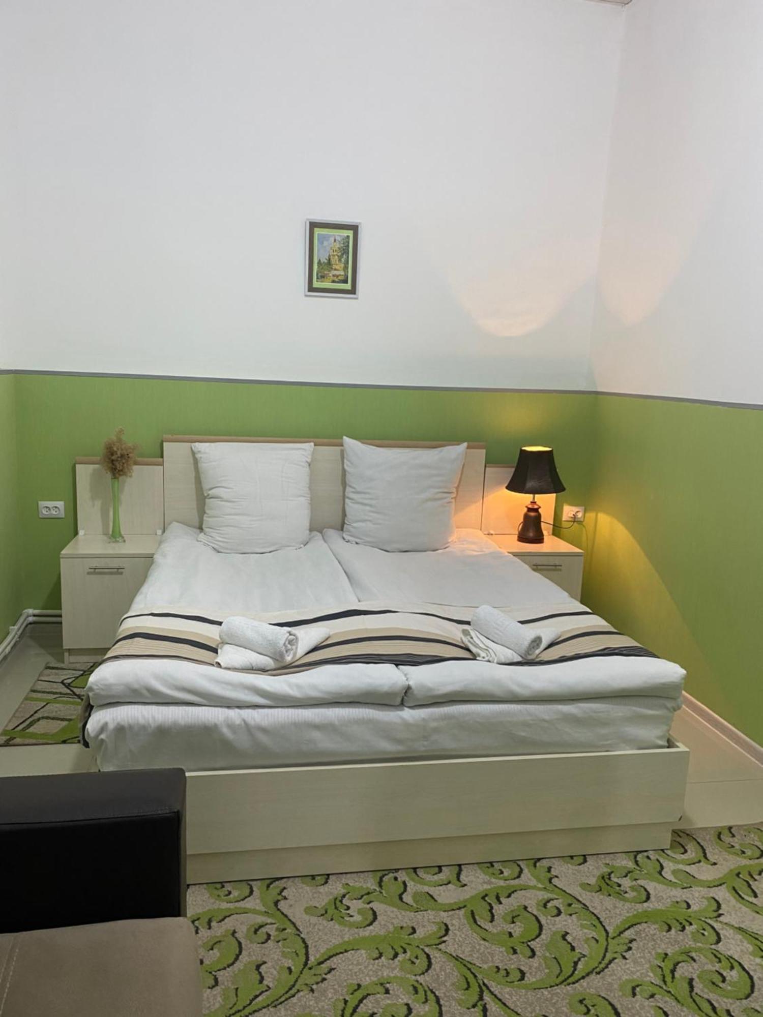 Lind Guest House B&B Gyumri ภายนอก รูปภาพ